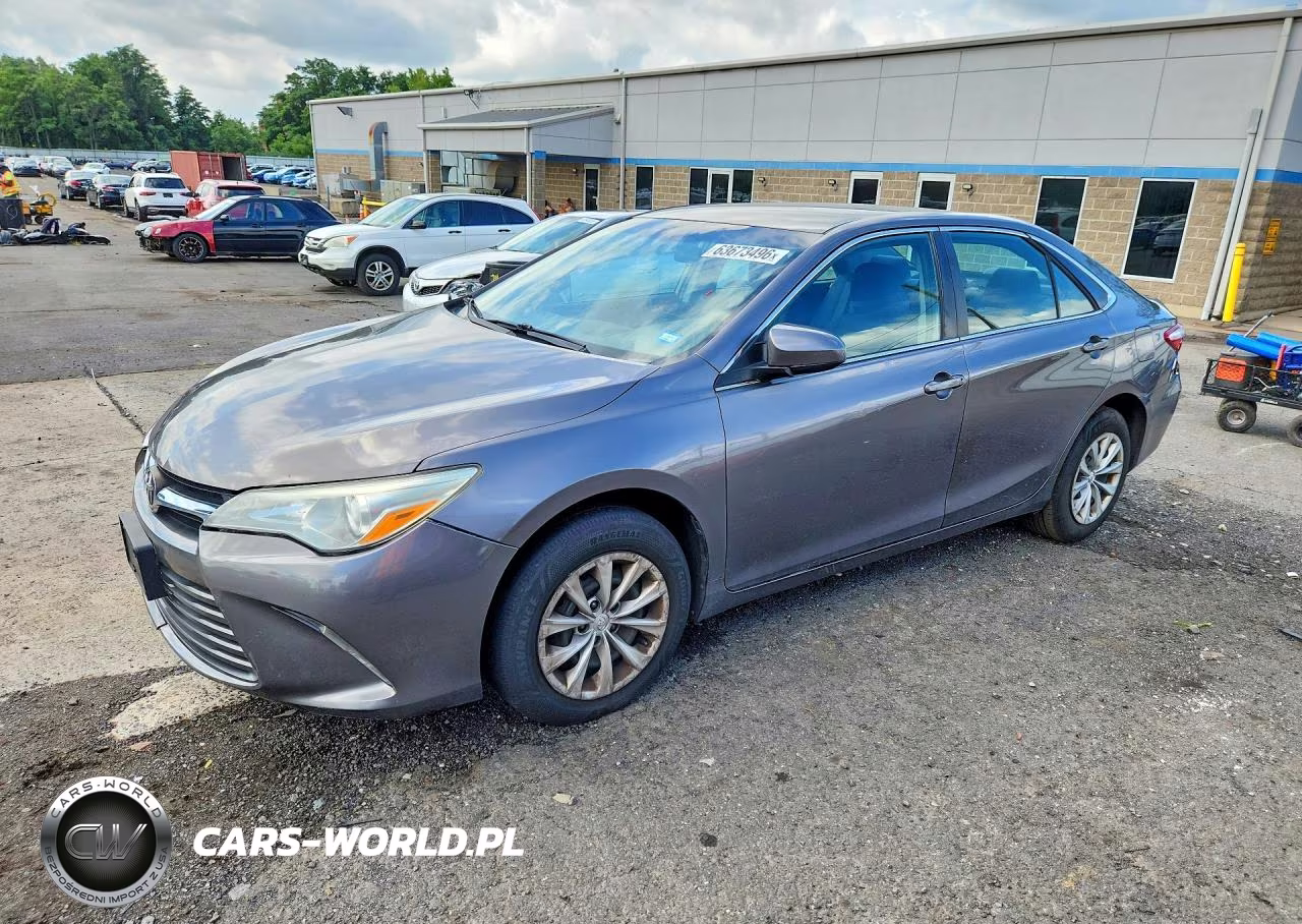 2015 Toyota Camry Le
