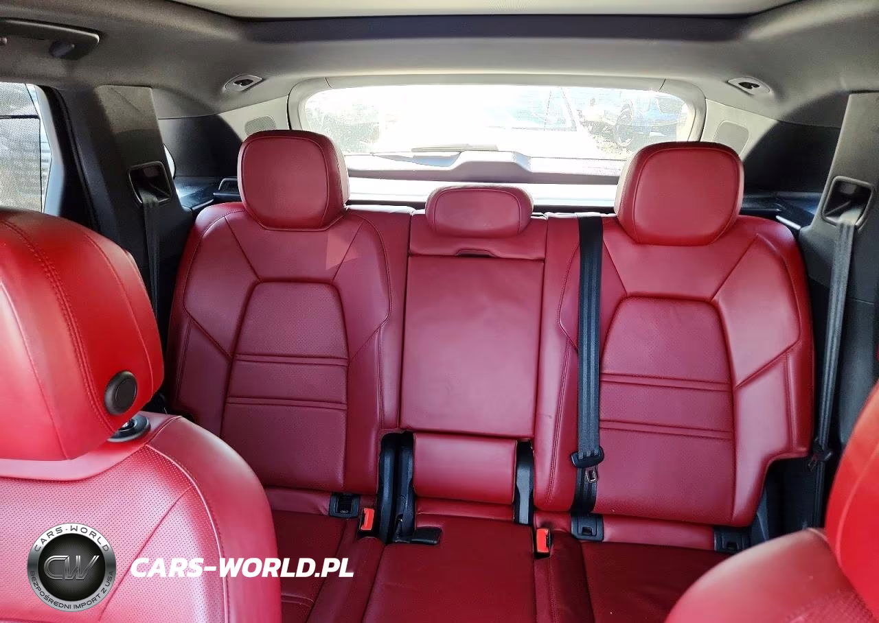 2020 Porsche Cayenne VIN:WP1AA2AY6LDA05233 - 10