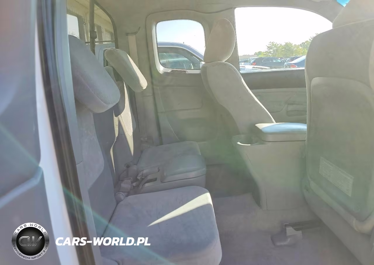 2011 Toyota Tacoma Base VIN:5TFTX4CN1BX010358 - 10