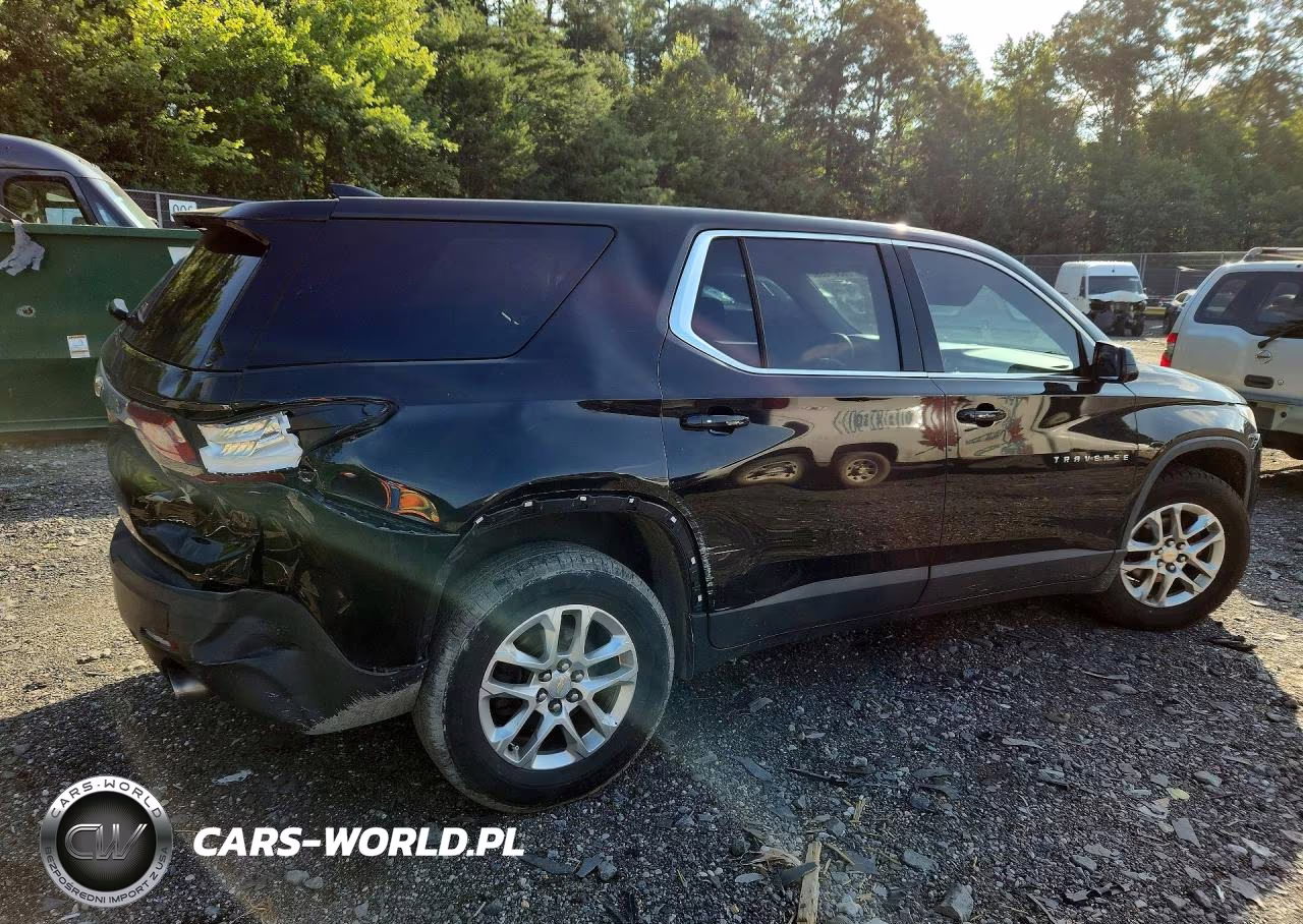 2018 Chevrolet Traverse Ls VIN:1GNERFKW3JJ106087 - 3