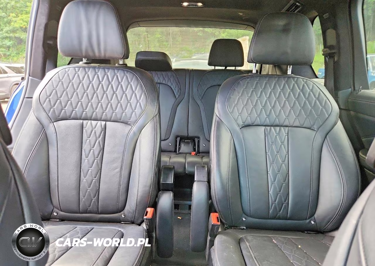 2020 BMW X7 M50I VIN:5UXCX6C01L9C67608 - 10