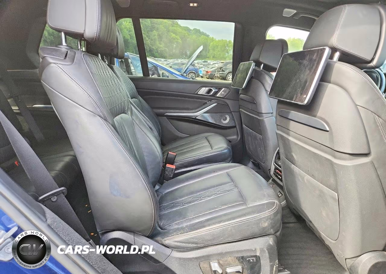 2020 BMW X7 M50I VIN:5UXCX6C01L9C67608 - 11