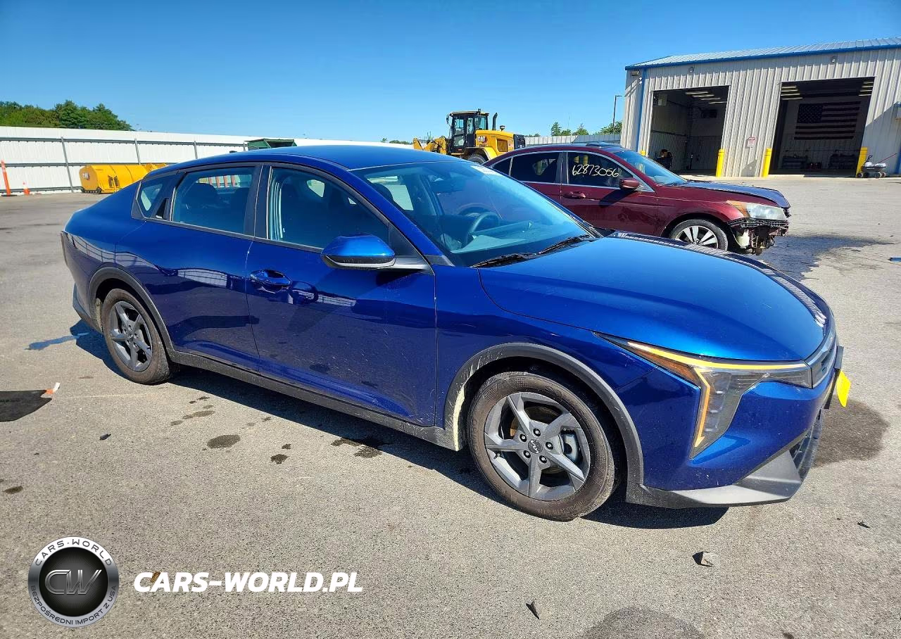 2025 Kia K4 Lxs VIN:3KPFT4DE0SE171310 - 4