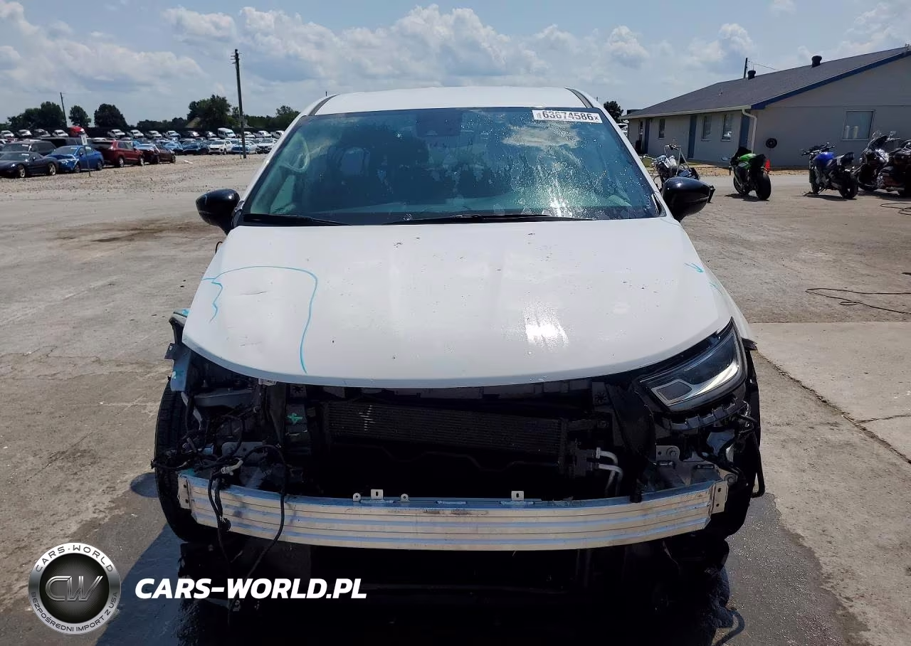 2024 Chrysler Pacifica Touring L VIN:2C4RC1BG6RR149482 - 5