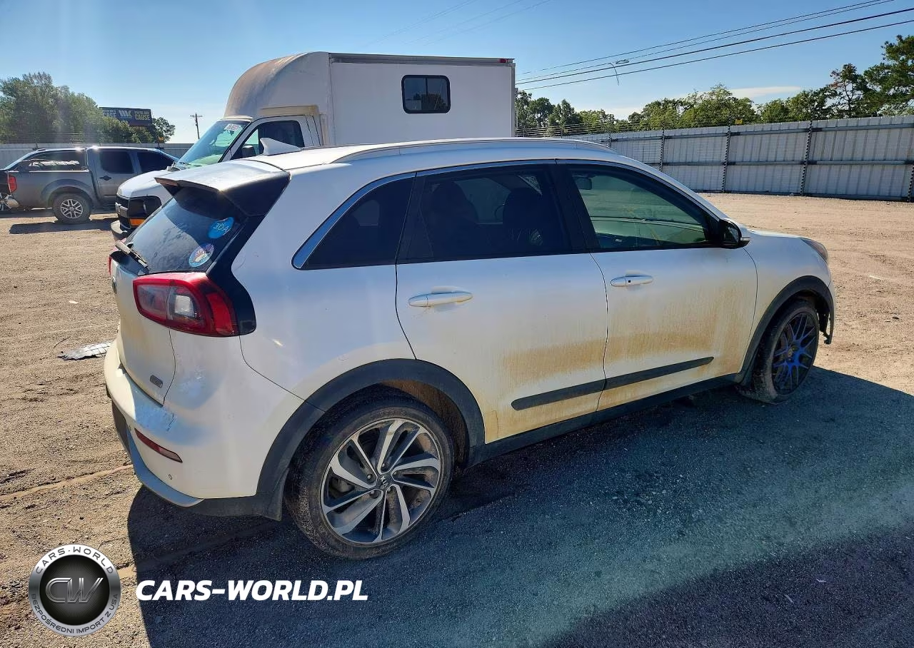 2017 Kia Niro Ex Touring VIN:KNDCE3LC8H5069992 - 3
