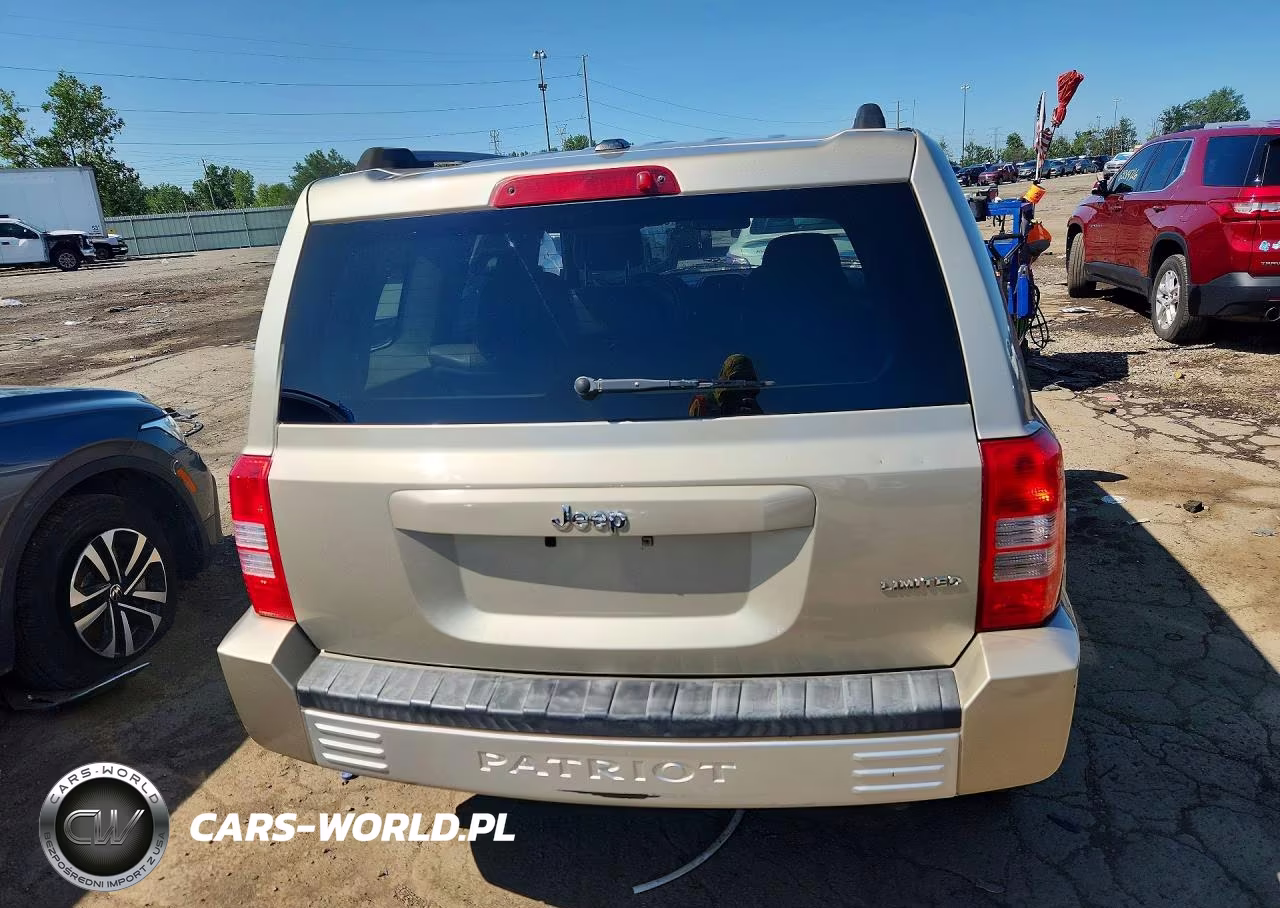 2010 Jeep Patriot Limited VIN:1J4NT4GB6AD562551 - 6