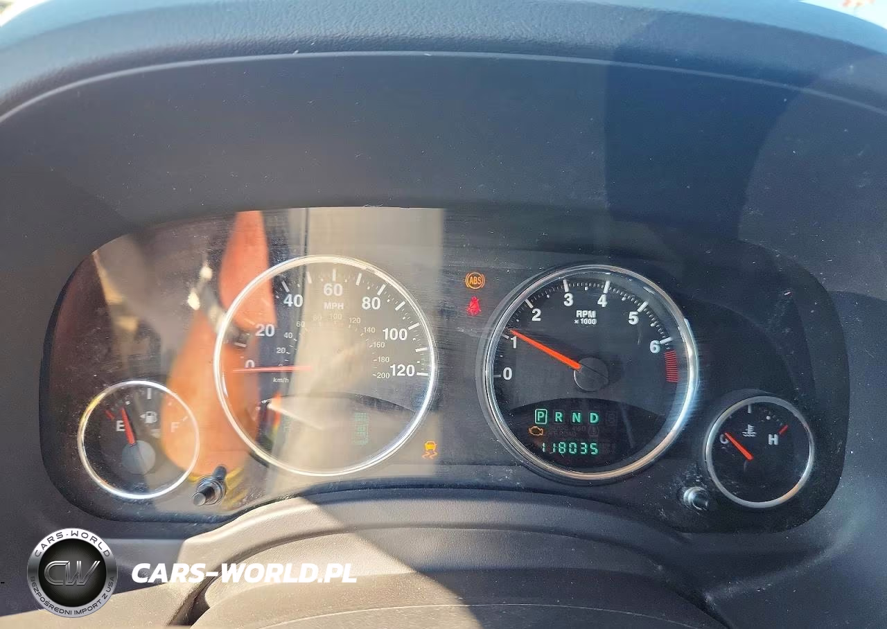 2010 Jeep Patriot Limited VIN:1J4NT4GB6AD562551 - 9