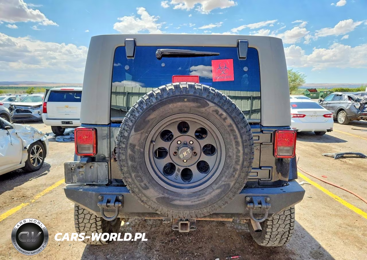 2009 Jeep Wrangler Unlimited Sahara VIN:1J4GA59189L741068 - 6