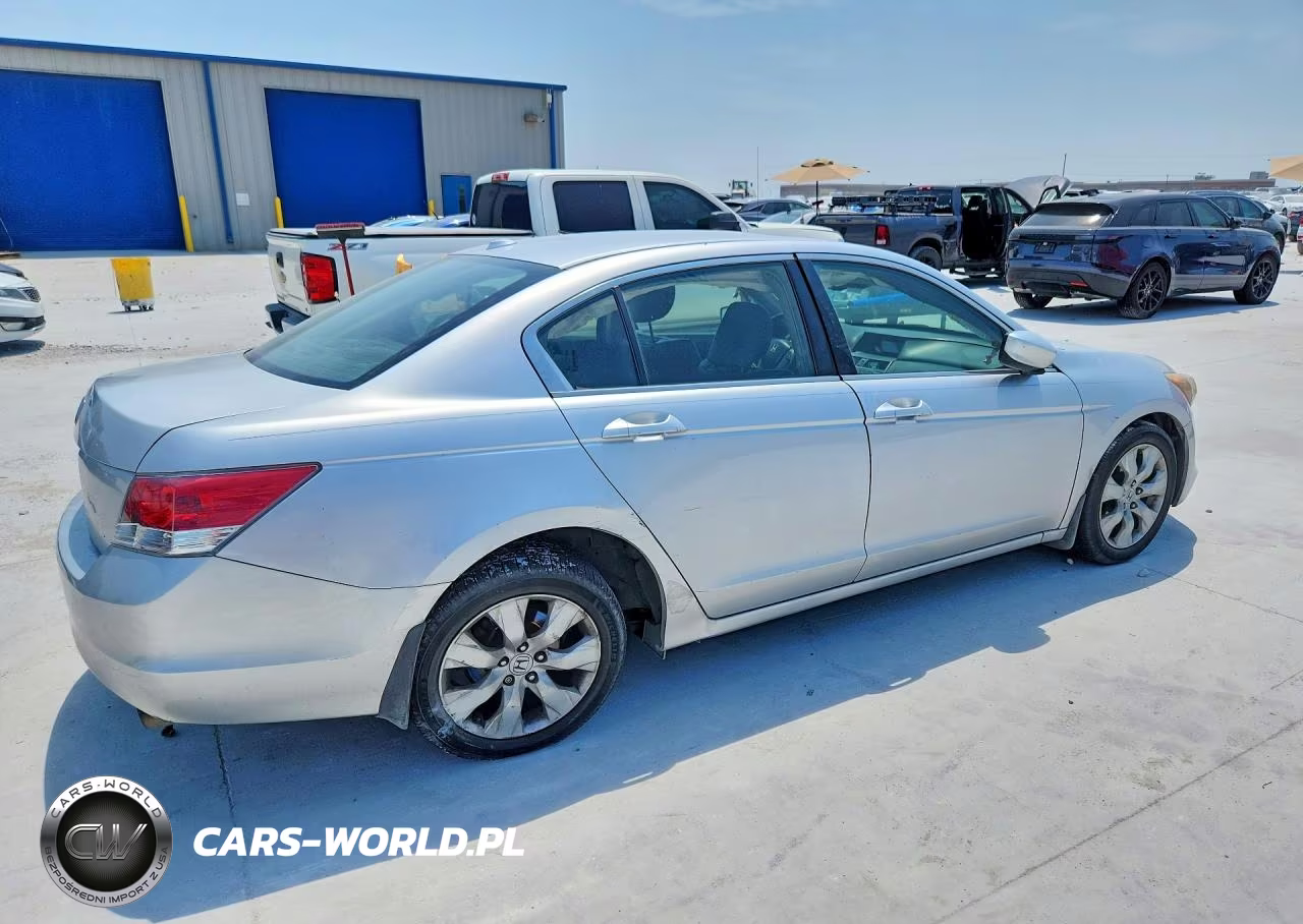 2008 Honda Accord Exl VIN:JHMCP26868C058978 - 3