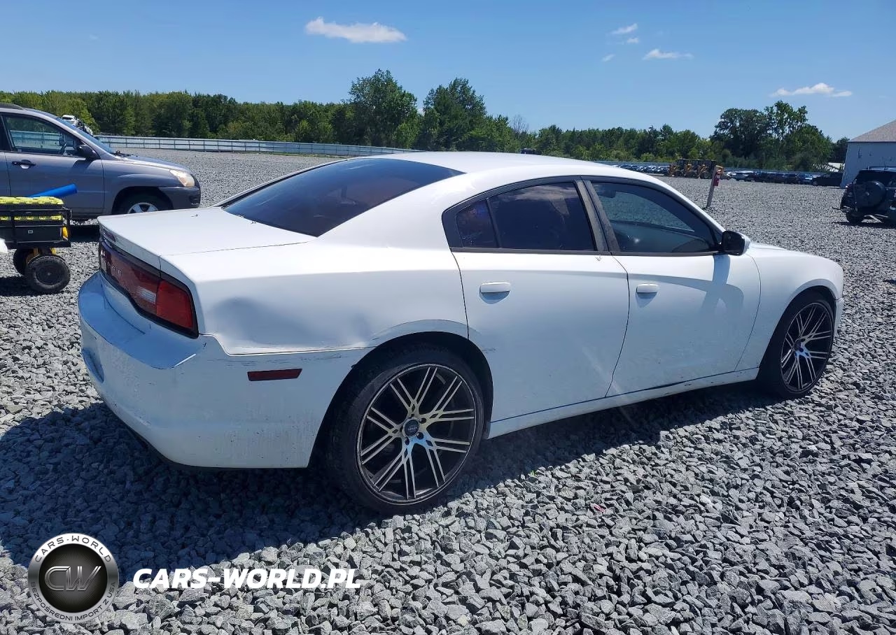 2011 Dodge Charger VIN:2B3CL3CGXBH545511 - 3