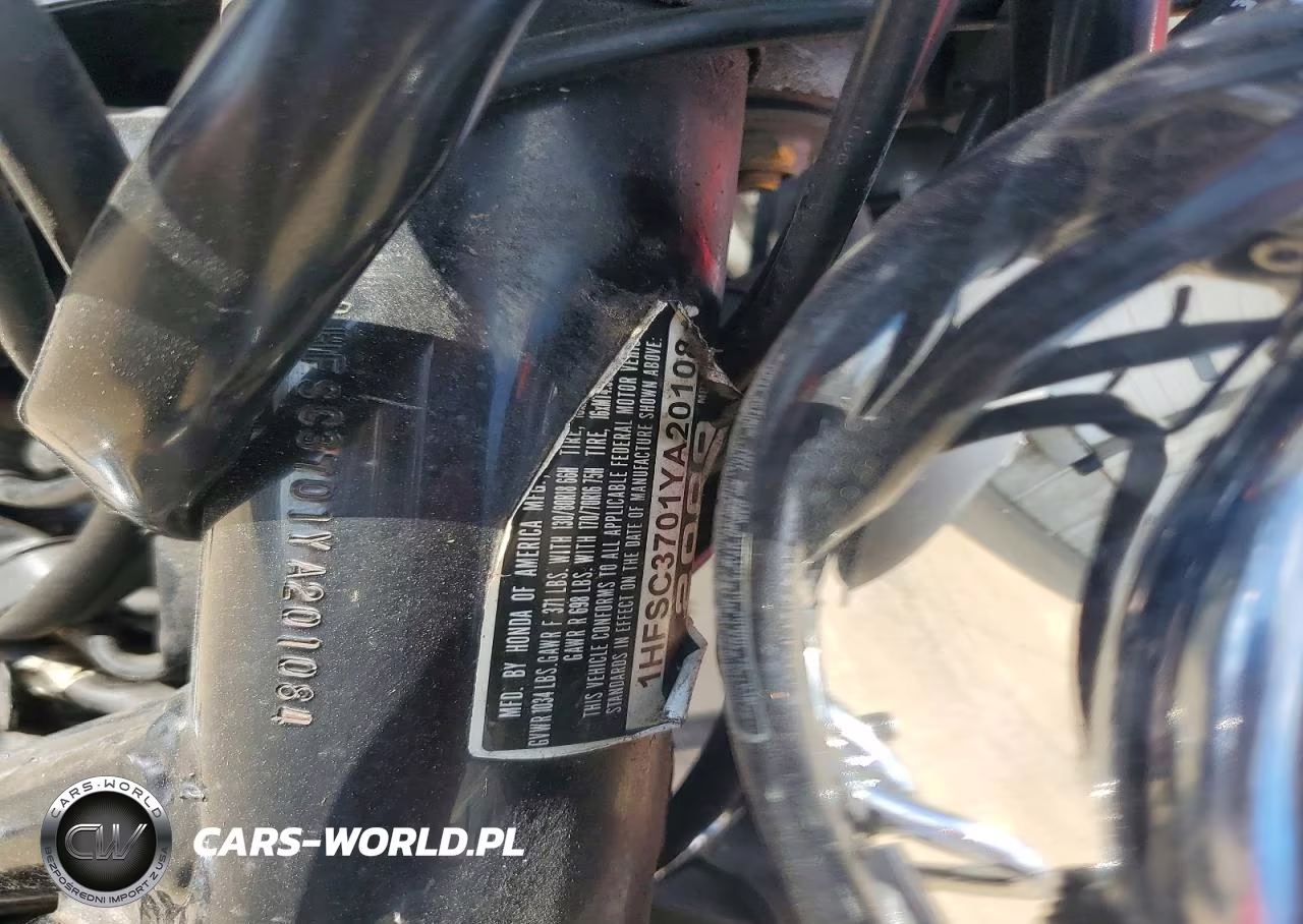 2000 Honda Vt1100 T VIN:1HFSC3701YA201084 - 9
