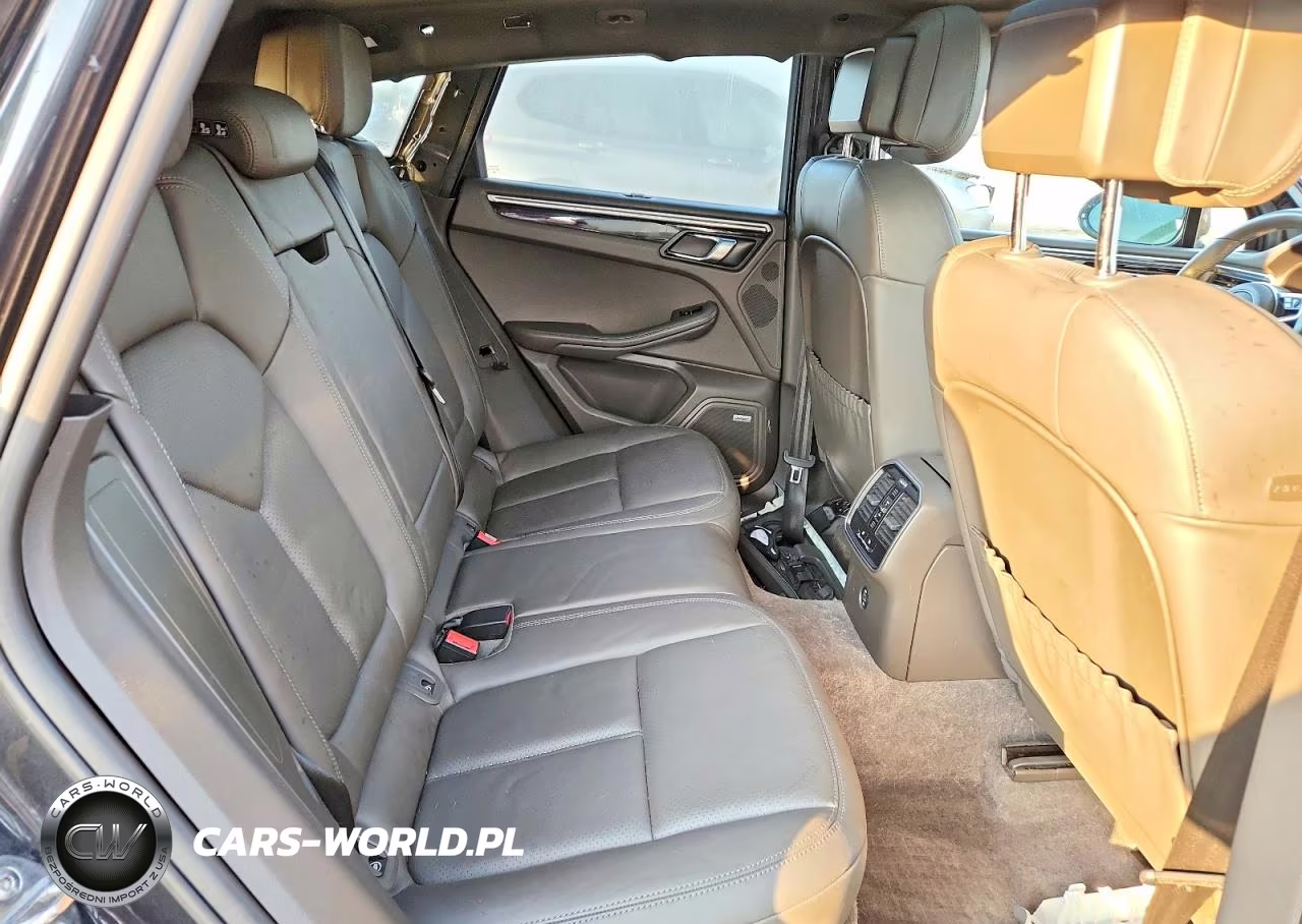 2019 Porsche Macan S VIN:WP1AB2A57KLB31205 - 11