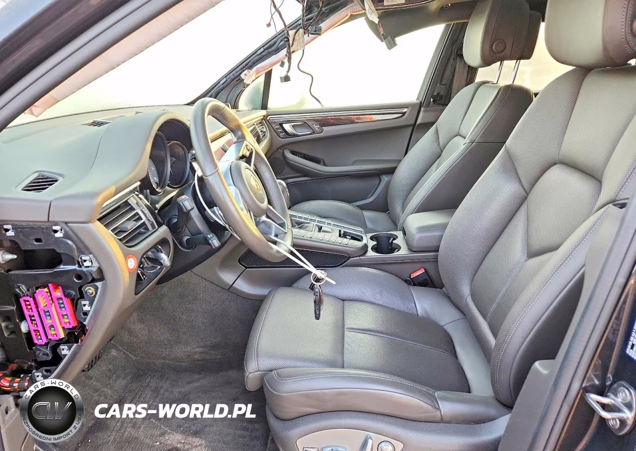 2019 Porsche Macan S VIN:WP1AB2A57KLB31205 - 7