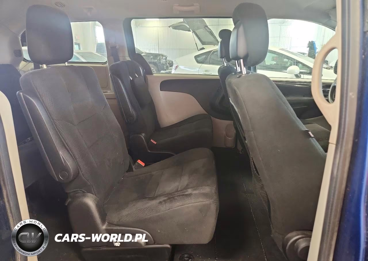 2011 Dodge Grand Caravan Express VIN:2D4RN4DG0BR722703 - 11