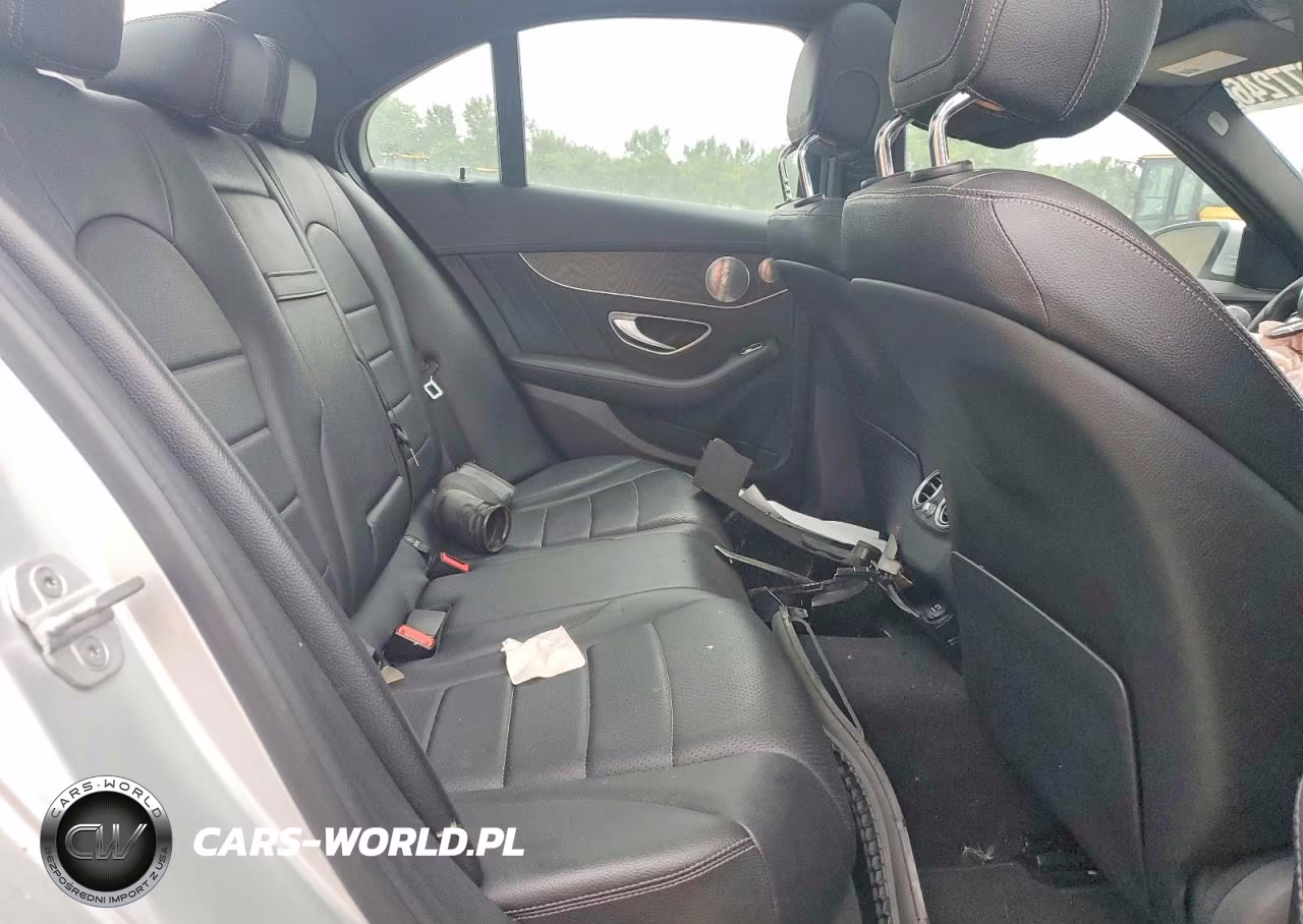 2015 Mercedes-Benz C 300 VIN:55SWF4JB0FU057436 - 10