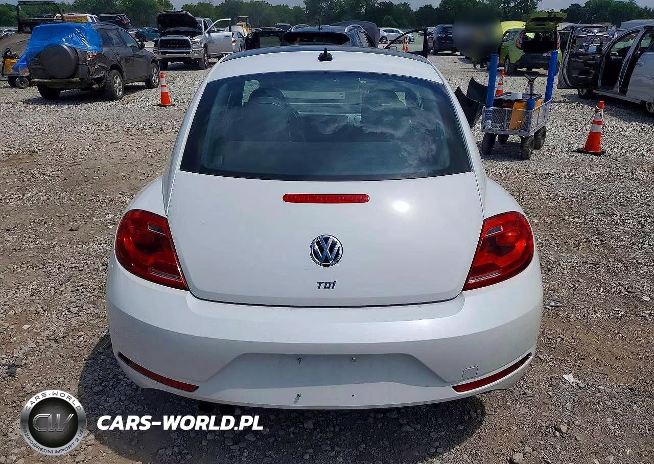 2014 Volkswagen Beetle VIN:3VWJL7AT9EM653103 - 6