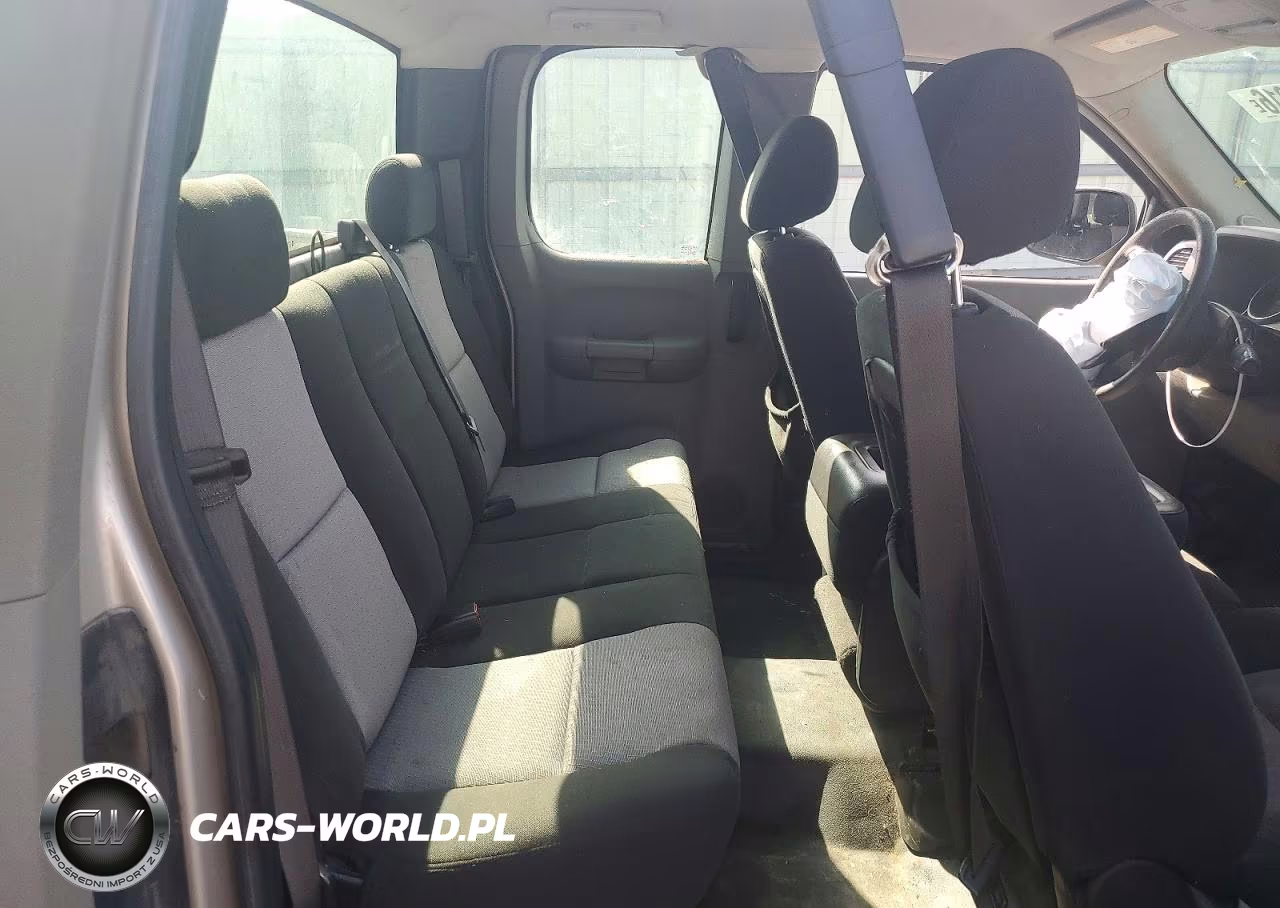 2008 Chevrolet Silverado C1500 VIN:1GCEC19X38Z331830 - 10
