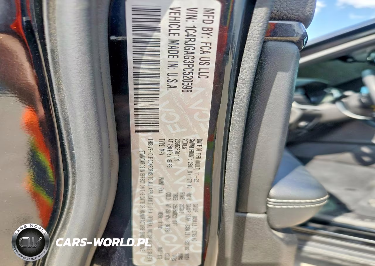 2023 Jeep Grand Cherokee Laredo VIN:1C4RJGAG3PC520596 - 13