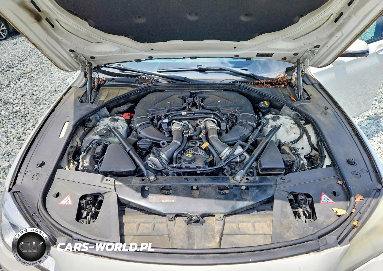 2014 BMW 750 Li VIN:WBAYE8C55ED780374 - 11
