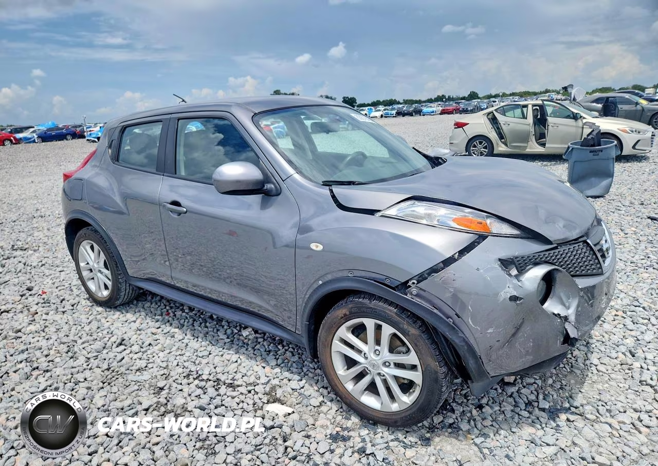 2014 Nissan Juke S VIN:JN8AF5MR8ET455018 - 4