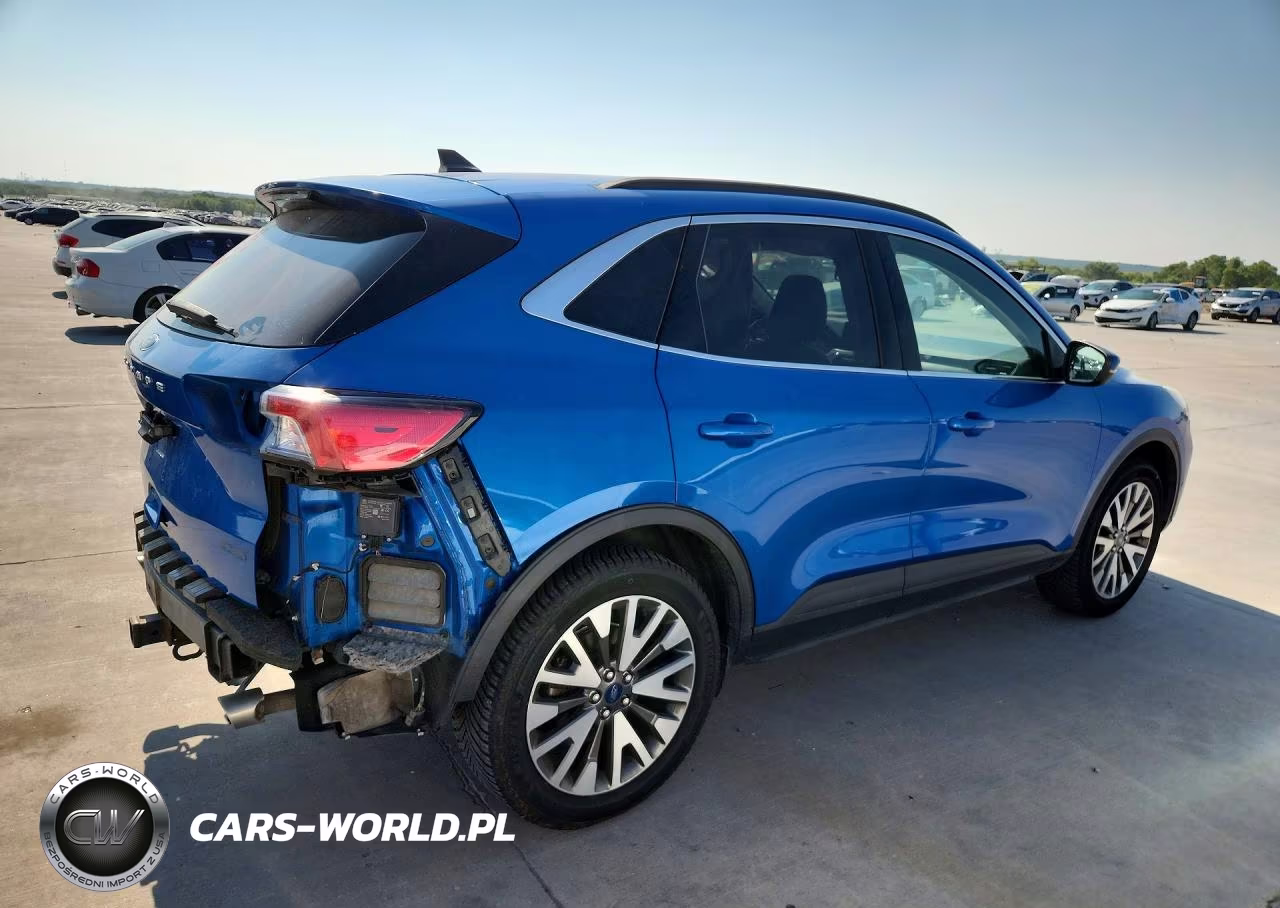 2020 Ford Escape Titanium VIN:1FMCU9J98LUB15666 - 3