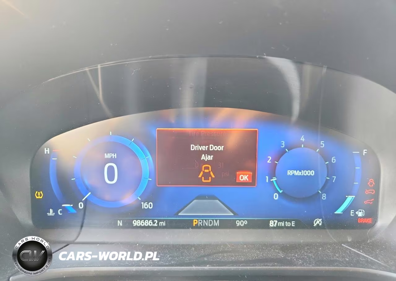 2020 Ford Escape Titanium VIN:1FMCU9J98LUB15666 - 9