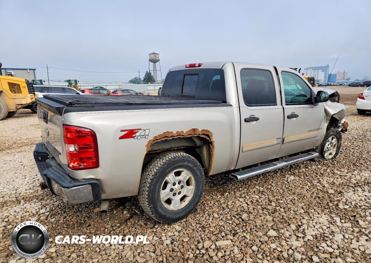 2007 Chevrolet Silverado K1500 Crew Cab VIN:3GCEK13M47G530336 - 3