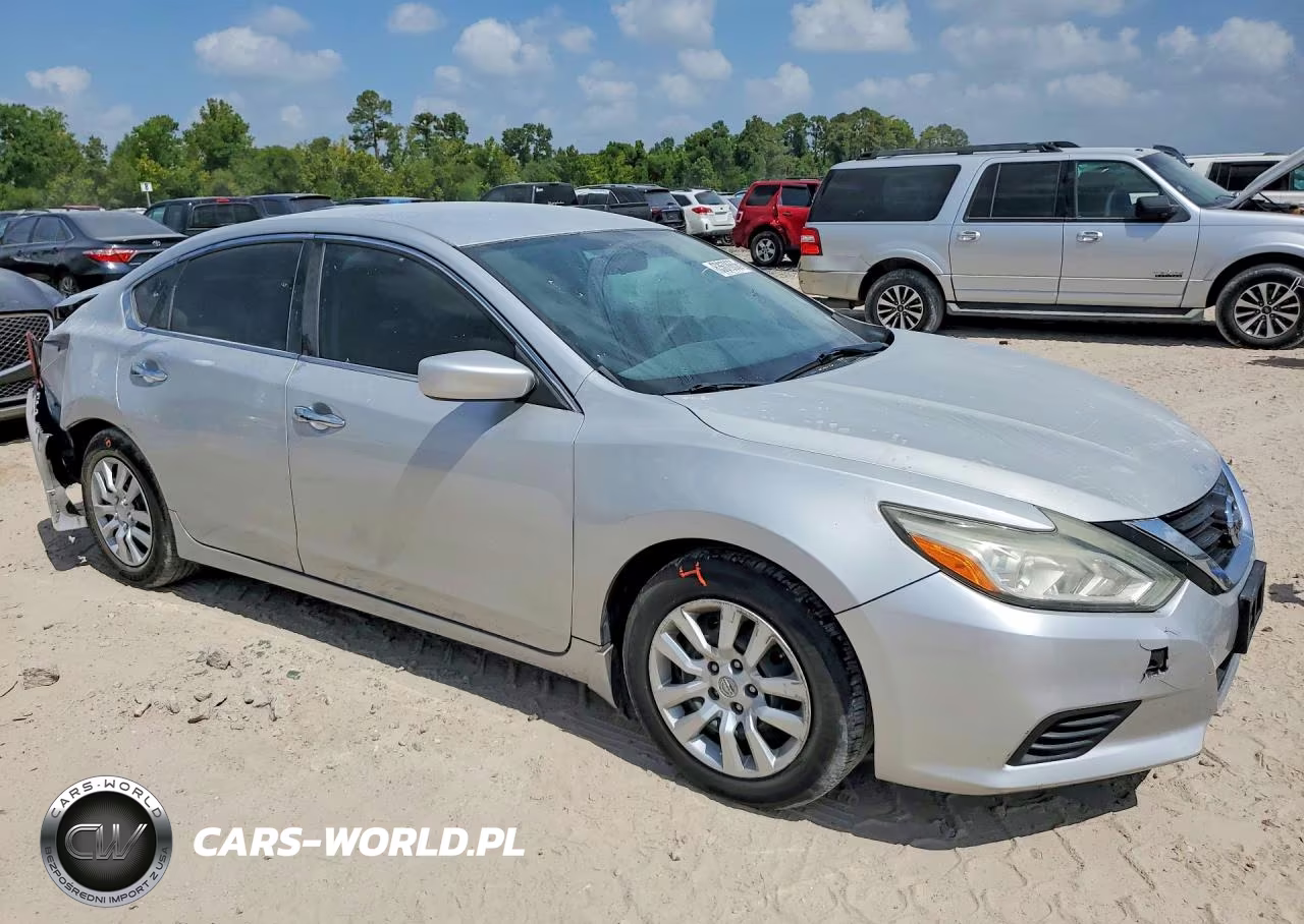 2017 Nissan Altima 2.5 S VIN:1N4AL3AP7HN344485 - 4