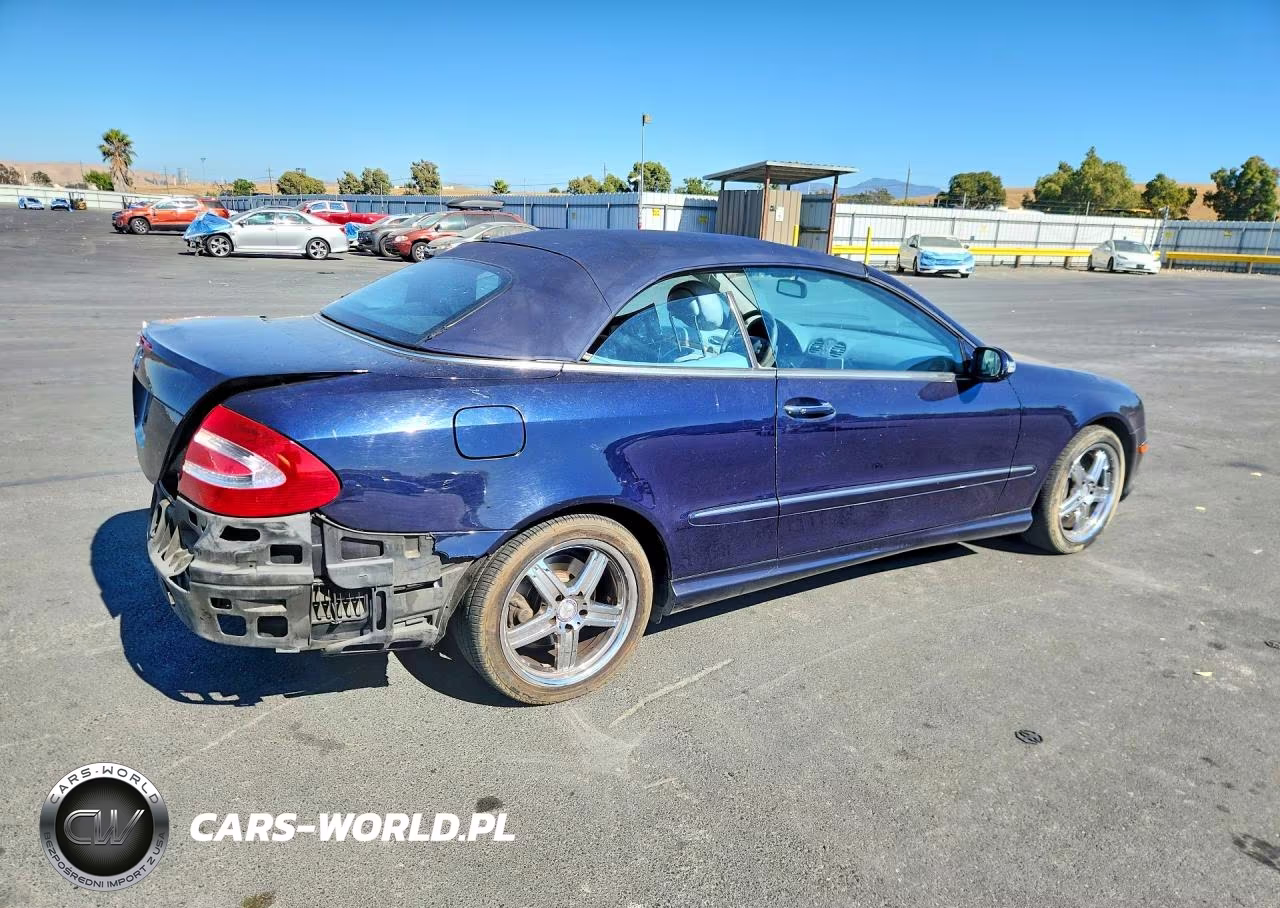 2004 Mercedes-Benz Clk 500 VIN:WDBTK75G64T018558 - 3
