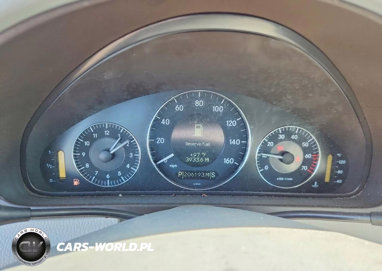 2004 Mercedes-Benz Clk 500 VIN:WDBTK75G64T018558 - 9