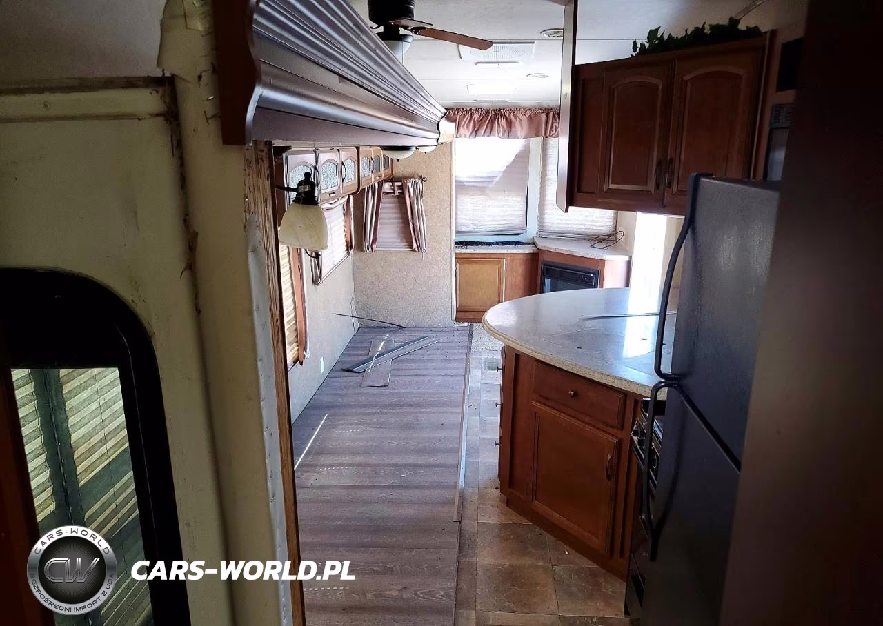 2013 Wildwood By Forest River Travel Trailer VIN:4X4TWDR21DM052897 - 5