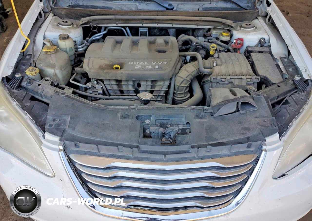 2012 Chrysler 200 S VIN:1C3CCBAB2CN291810 - 11