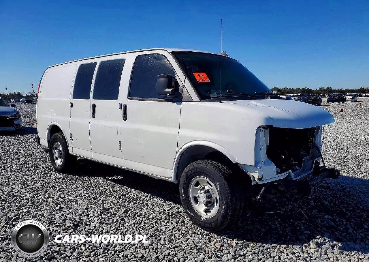 2018 Chevrolet Express G2500 VIN:1GCWGAFP0J1190958 - 4
