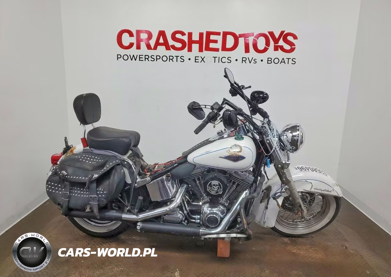 2013 Harley-Davidson Flstc Heritage Softail Classic VIN:1HD1BWV12DB015742 - 1