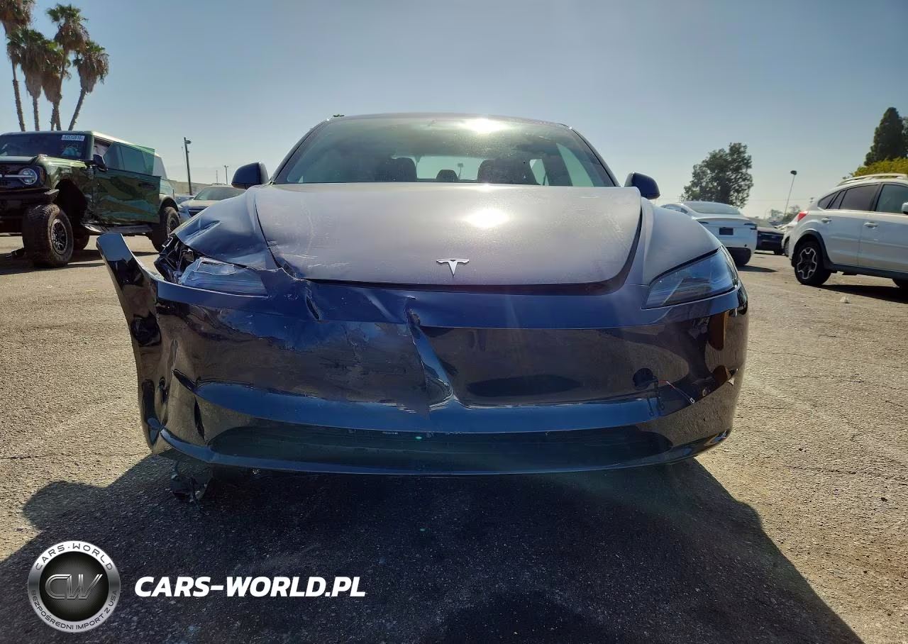 2025 Tesla Model 3 VIN:5YJ3E1EA9SF045271 - 5