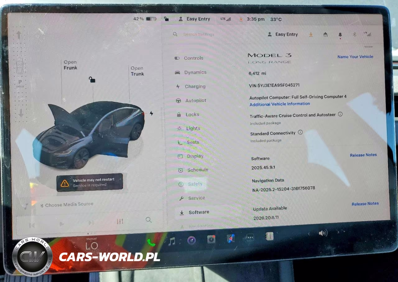 2025 Tesla Model 3 VIN:5YJ3E1EA9SF045271 - 9