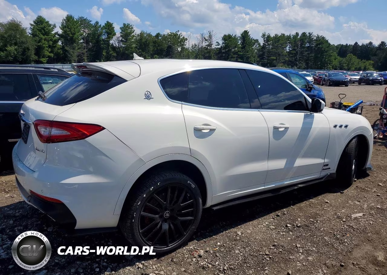2019 Maserati Levante Gts VIN:ZN661ZUA0KX320314 - 3