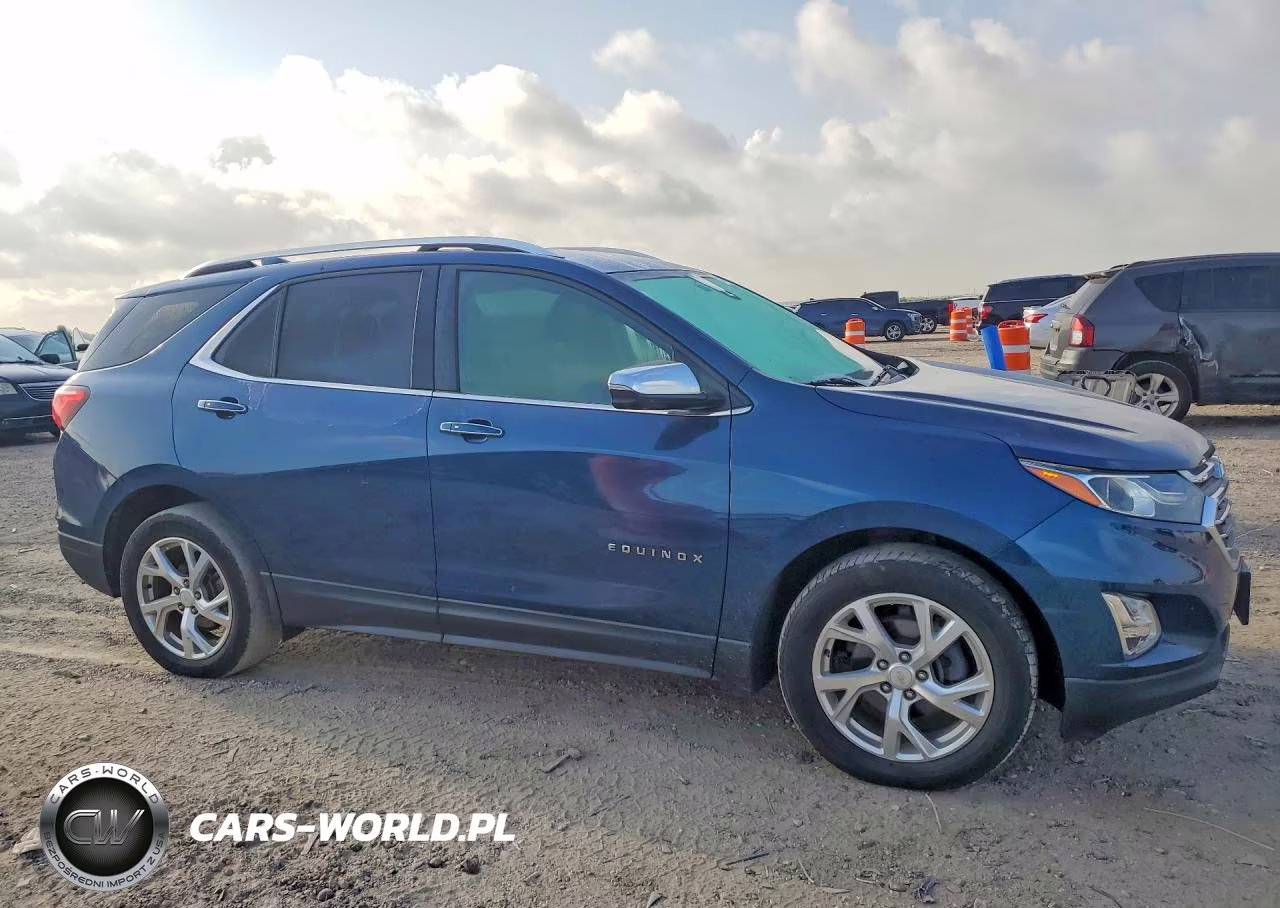 2019 Chevrolet Equinox Premier VIN:2GNAXNEV4K6196219 - 4