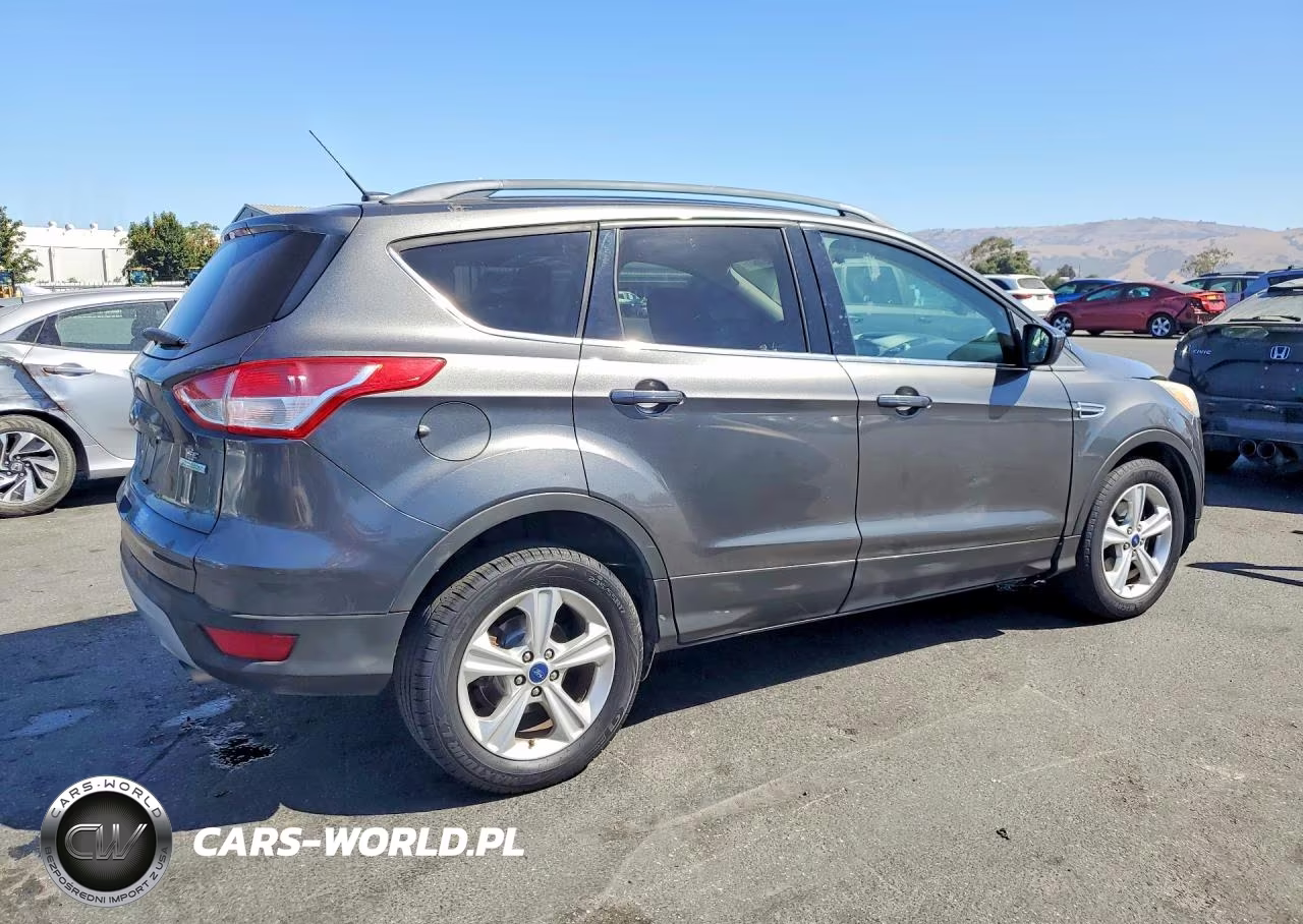 2015 Ford Escape Se VIN:1FMCU0GX5FUC66079 - 3