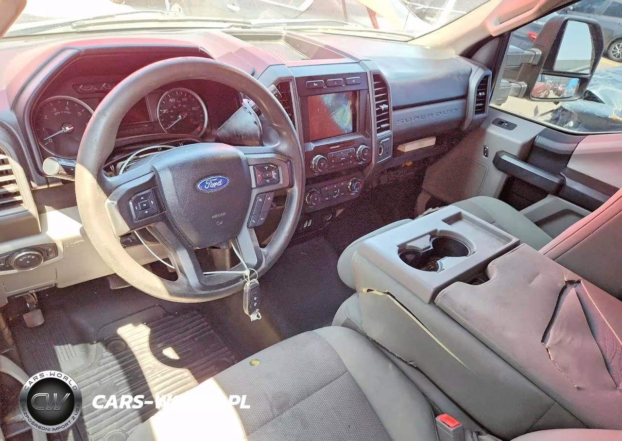 2019 Ford F350 Super Duty VIN:1FTRF3B60KED67463 - 8