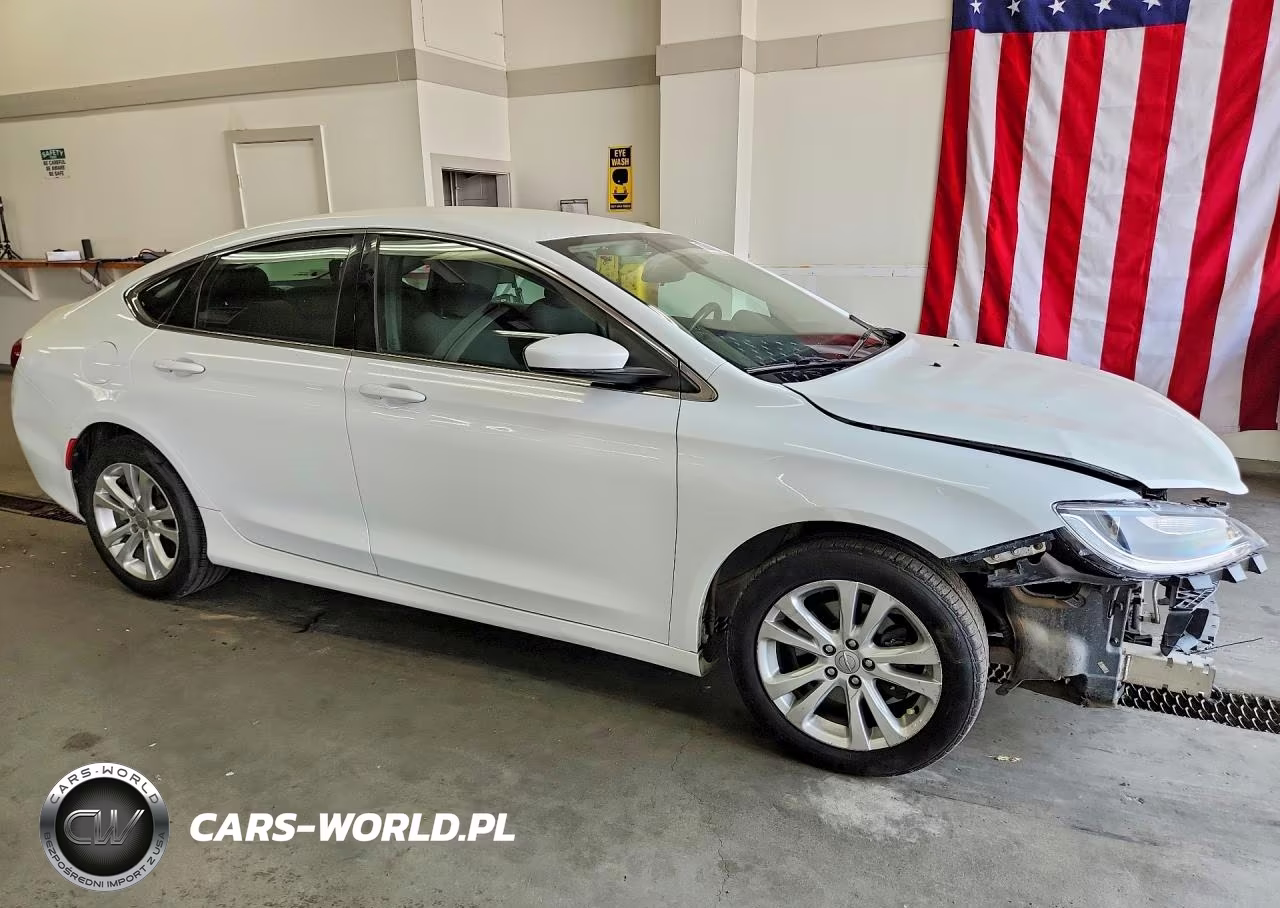 2015 Chrysler 200 Limited VIN:1C3CCCAB5FN658791 - 4