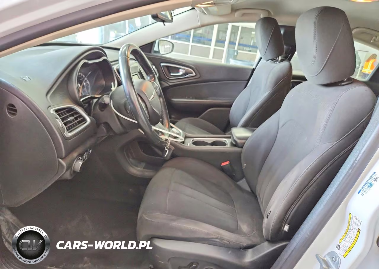 2015 Chrysler 200 Limited VIN:1C3CCCAB5FN658791 - 7