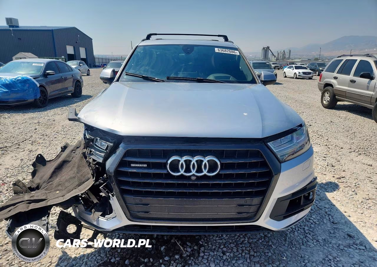 2018 Audi Q7 Prestige VIN:WA1VAAF74JD014078 - 5