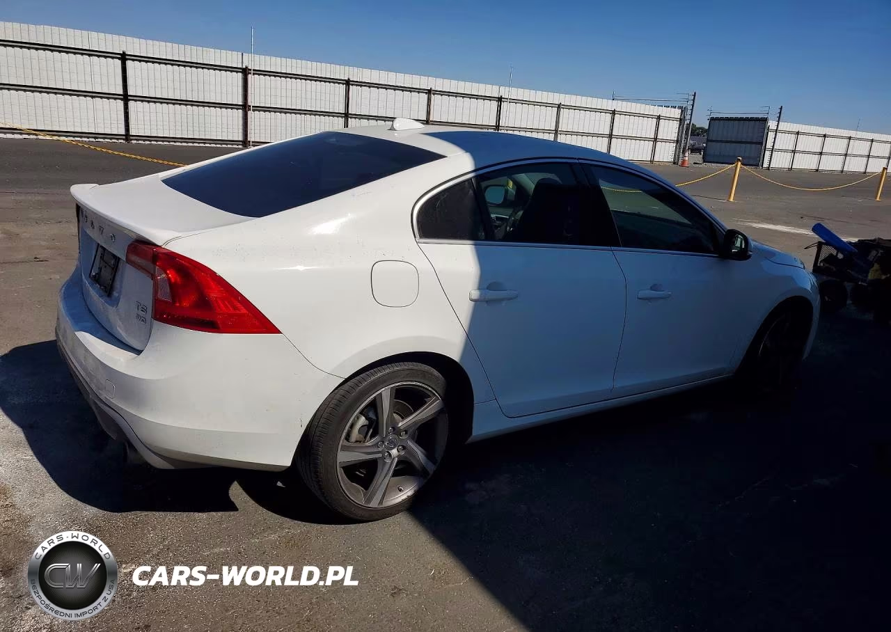 2012 Volvo S60 T6 VIN:YV1902FH2C2084082 - 3