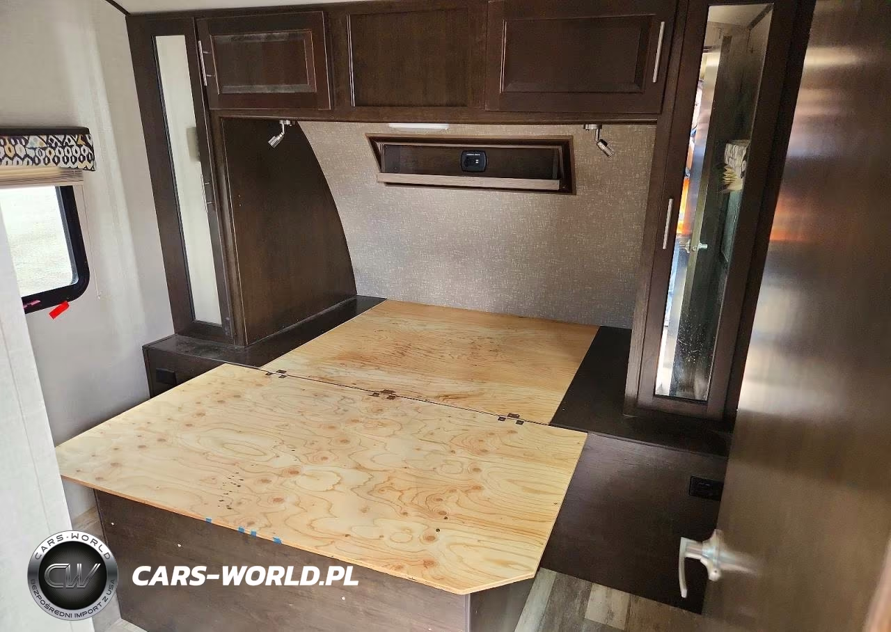 2017 Cruiser Fun Finder Camper VIN:5RXAB3027H1335339 - 5