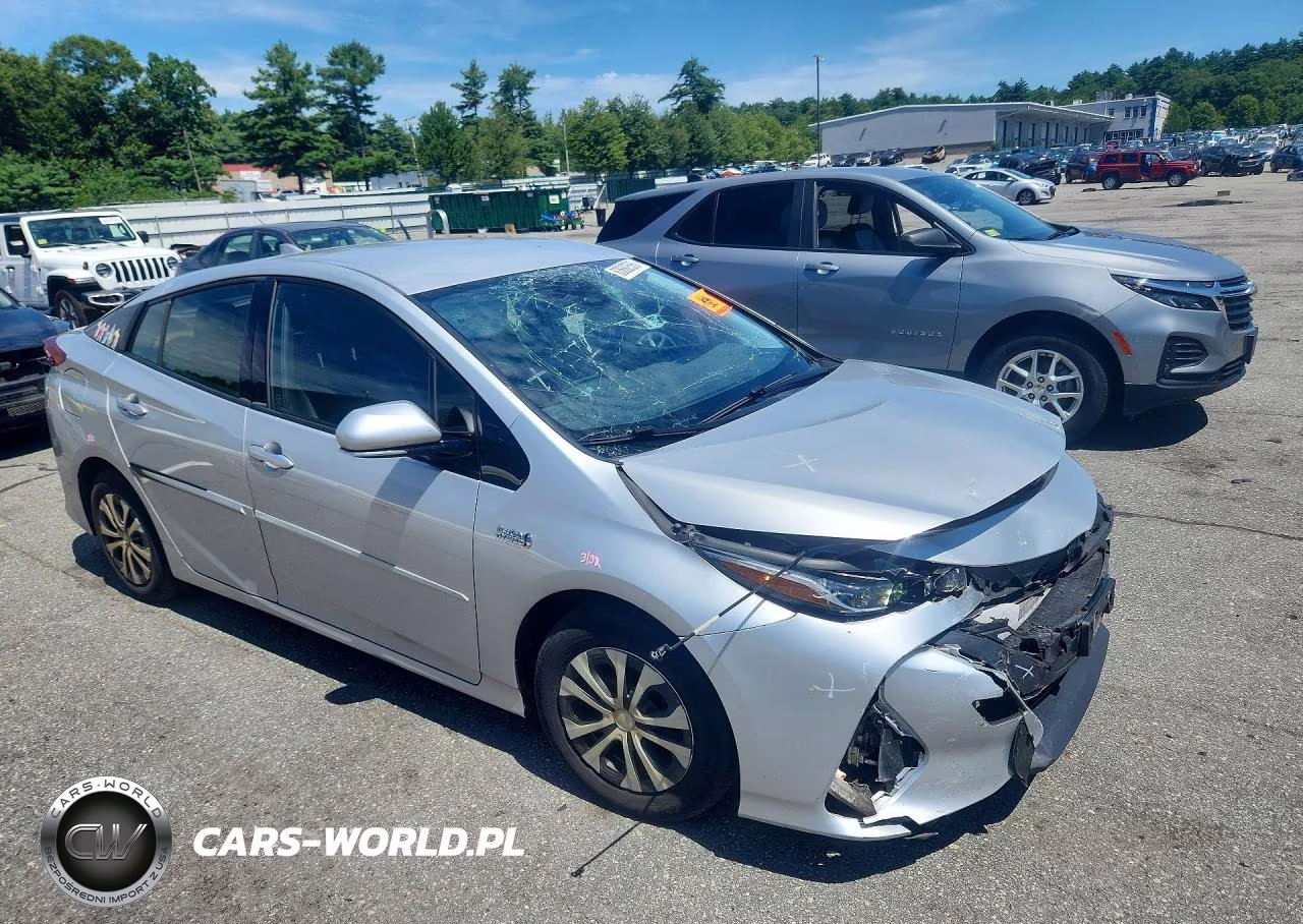2019 Toyota Prius Prime Premium VIN:JTDKARFP9K3115549 - 4