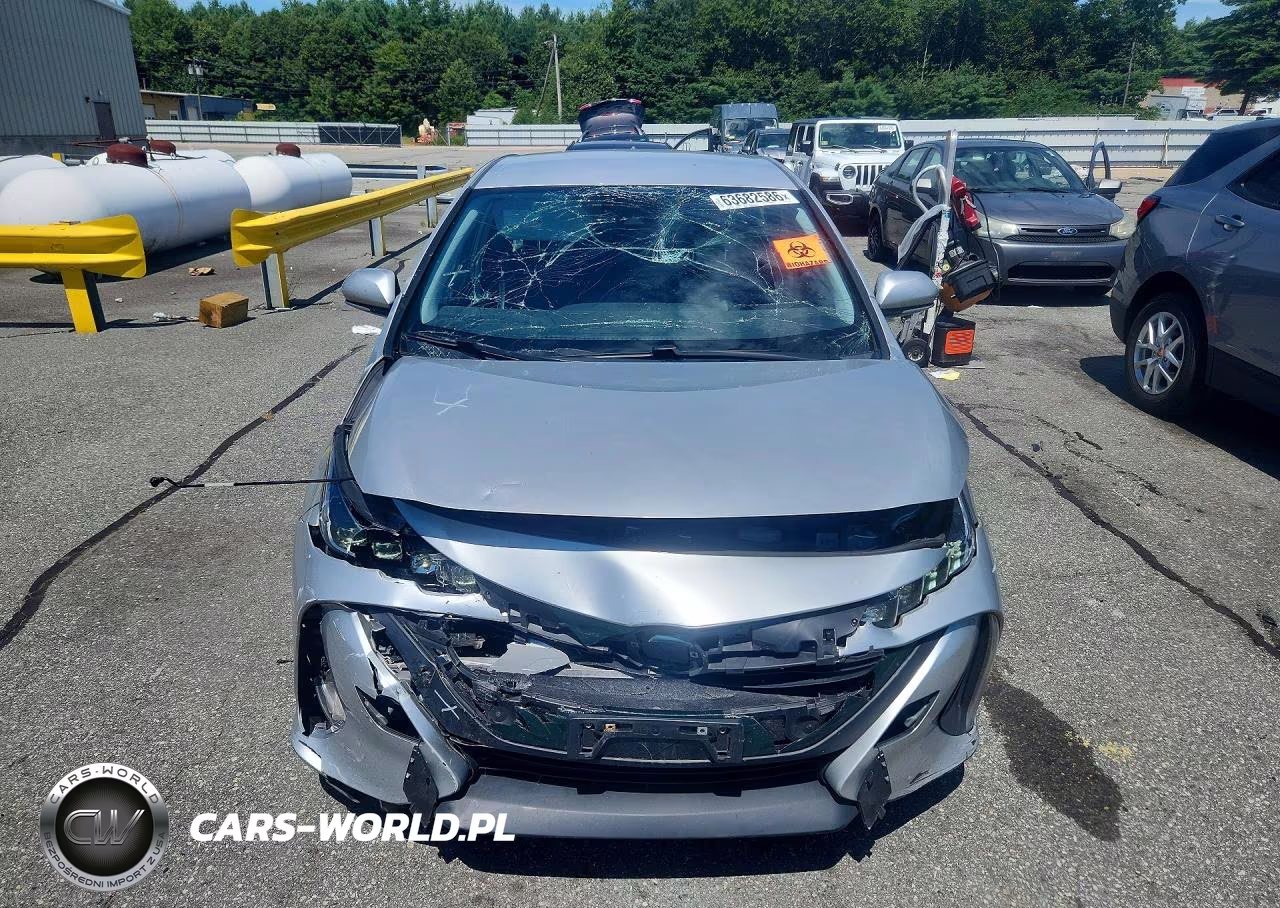 2019 Toyota Prius Prime Premium VIN:JTDKARFP9K3115549 - 5