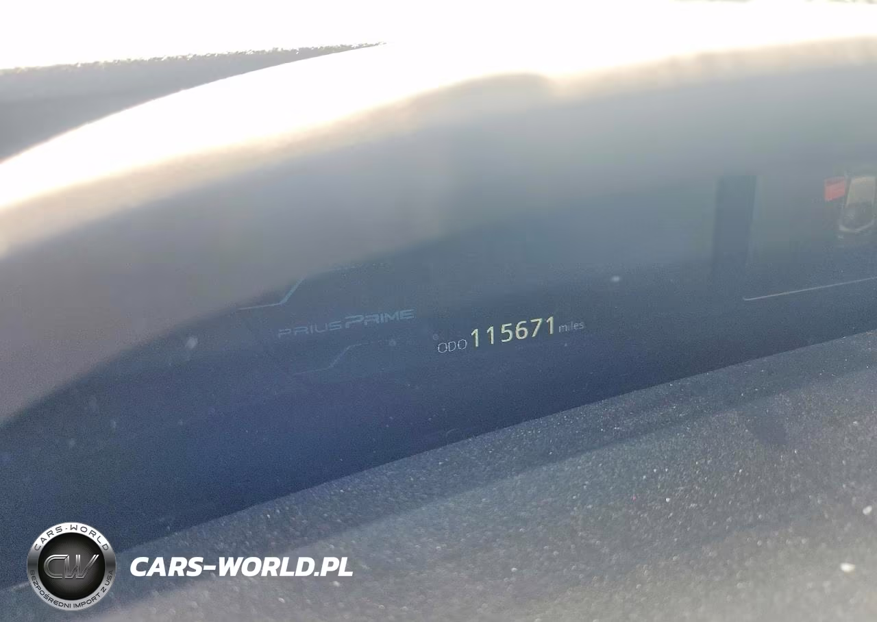 2019 Toyota Prius Prime Premium VIN:JTDKARFP9K3115549 - 9