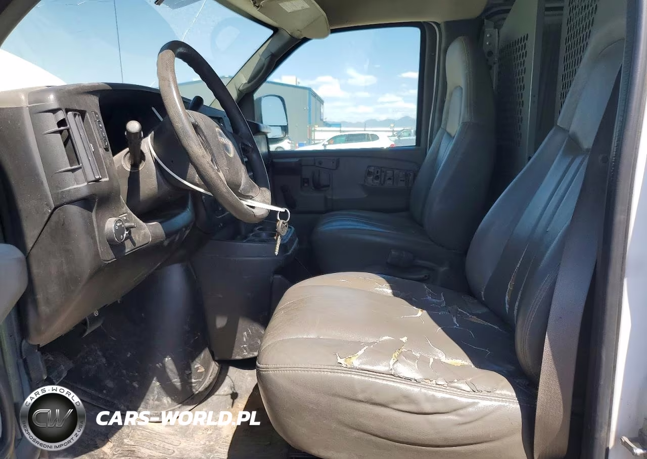 2008 GMC Savana G1500 VIN:1GTFG15X581105561 - 7