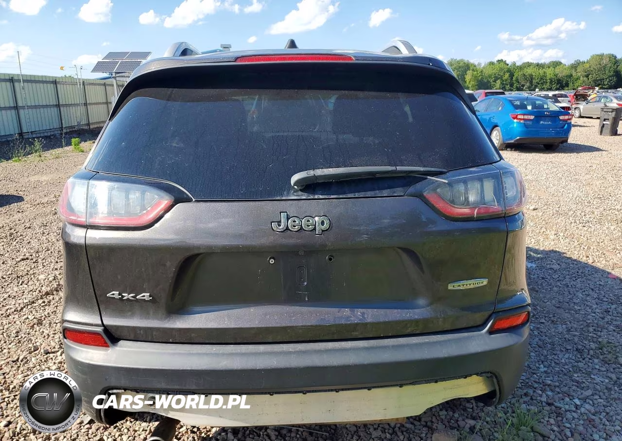 2019 Jeep Cherokee Latitude Plus VIN:1C4PJMLB6KD182430 - 6